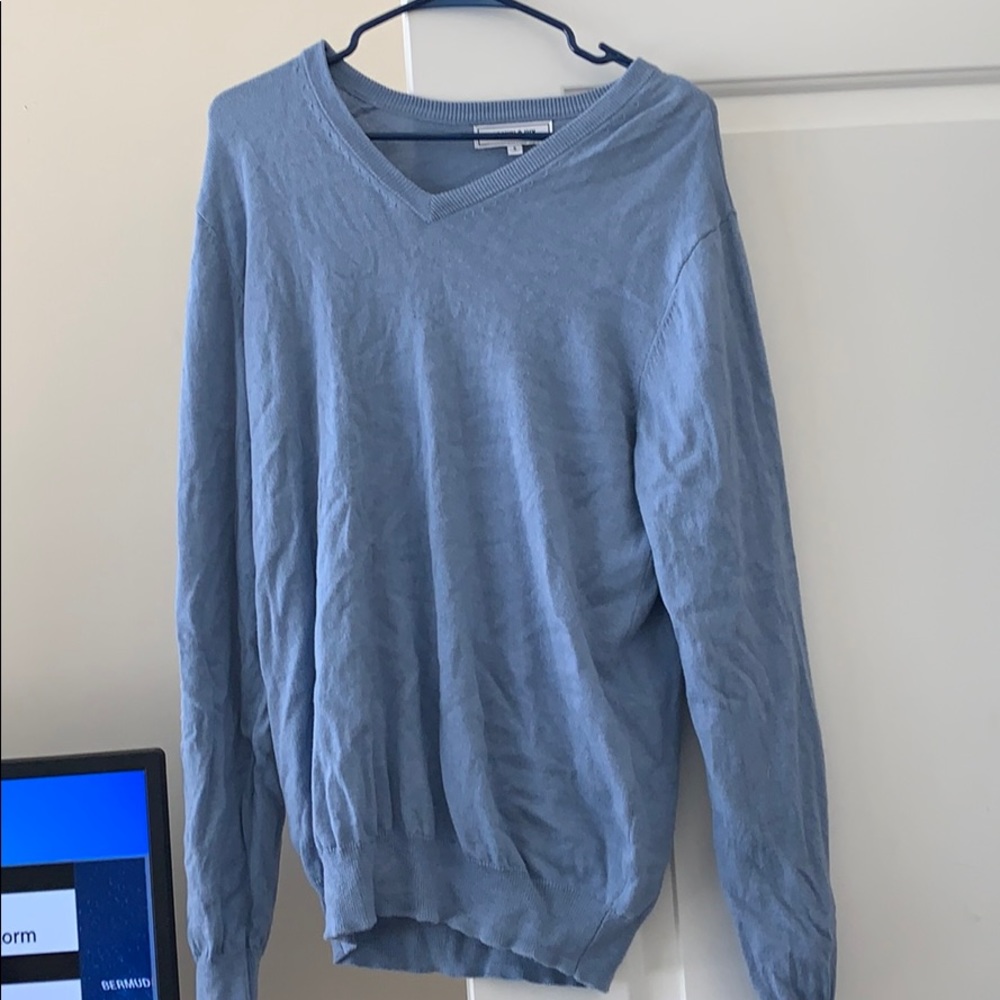 Crown Ivy small v neck sweater